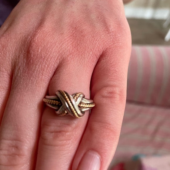 Tiffany & Co 18k and Silver XLove Knot Ring Size 7.5 - Picture 3 of 5